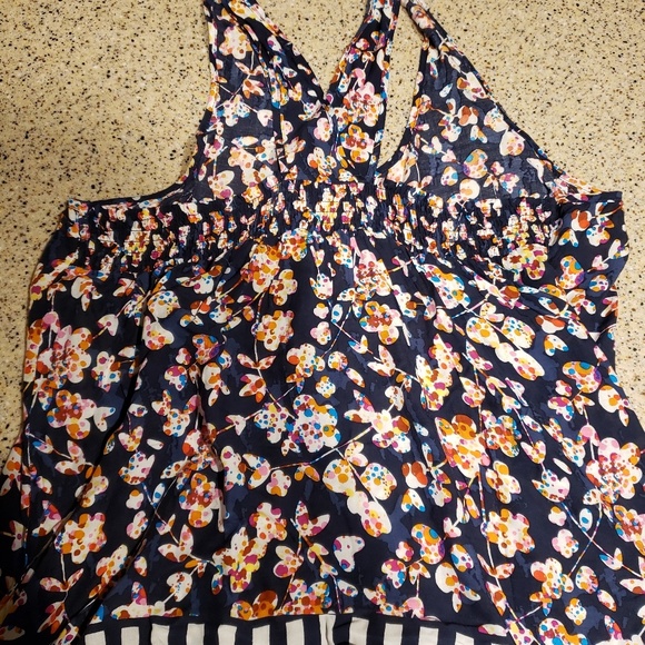 Vera Bradley NWT SZ L tank top - Picture 2 of 3